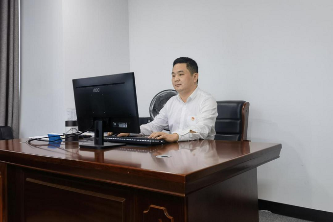 基層職工熱議黨的二十大系列報(bào)道（三） ：愛崗敬業(yè)、無私奉獻(xiàn)，在公司高質(zhì)量發(fā)展中拼搏奮斗